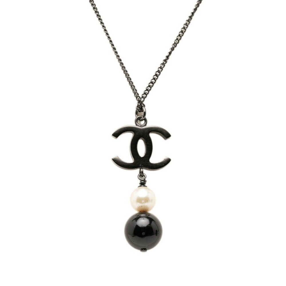 CHANEL Black Pearl Logo Necklace - Picture 2 of 6